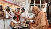 Teertha Vitarana; Picture Courtesy Shri Jaikishan Kandlur