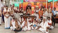 Teertha Vitarana; Picture Courtesy Shri Jaikishan Kandlur