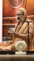 Shri Shiva Pujana by HH Swamiji; Picture Courtesy Shri Jaikishan Kandlur