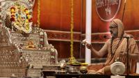 Shri Shiva Pujana by HH Swamiji; Picture Courtesy Shri Jaikishan Kandlur