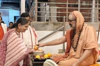 Teertha Vitarana; Picture Courtesy Shri Jaikishan Kandlur