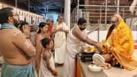Teertha Vitarana; Picture Courtesy Shri Jaikishan Kandlur