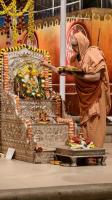 Shri Shiva Pujana by HH Swamiji; Picture courtesy Shri Jaikishan Kandlur