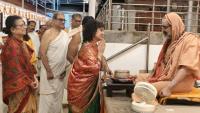 Teertha Vitarana; Picture Courtesy Shri Jaikishan Kandlur