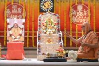 Pujana by HH Swamiji