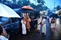 Arrival of HH Swamiji; Picture courtesy Shri Sadashiv Bana