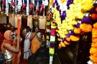 Arrival of HH Swamiji; Picture courtesy Shri Sadashiv Bana