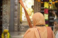 Arrival of HH Swamiji; Picture courtesy Shri Abhinav Kalla