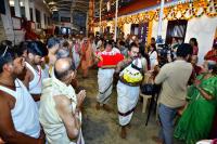 Arrival of HH Swamiji; Picture courtesy Shri Sadashiv Bana