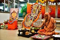 Mandala Puja & Shri Vedavyasa Puja by HH Swamiji; Picture courtesy Shri Sadashiv Bana