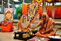 Mandala Puja & Shri Vedavyasa Puja by HH Swamiji; Picture courtesy Shri Sadashiv Bana