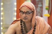 Mandala Puja & Shri Vedavyasa Puja by HH Swamiji; Picture courtesy Shri Abhinav Kalla