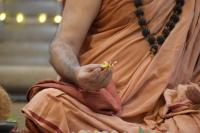 Mandala Puja & Shri Vedavyasa Puja by HH Swamiji; Picture courtesy Shri Abhinav Kalla