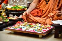 Mandala Puja & Shri Vedavyasa Puja by HH Swamiji; Picture courtesy Shri Sadashiv Bana