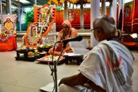 Mandala Puja & Shri Vedavyasa Puja by HH Swamiji; Picture courtesy Shri Sadashiv Bana