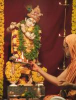 documents/gallery/Gokulashtami_at_Shi_Venugopal_Sannidhi,_HH_Vamanashram_Samadhi_Math_Mangalore_26_-_298_Aug_2024/26-1.jpg