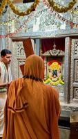 HH Swamiji's visit to the Sharada Mahotsav - Acharya Math, Venkatraman Temple, Mangaluru (14 Oct 2024)