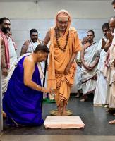 Purna Kumbha Swagat, Pada Prakshalana, Swagat geet