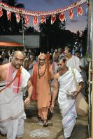 HH Swamiji’s arrival at Shirali after completing Chaturmas 2026 at Vittal (27 Sep 2026)