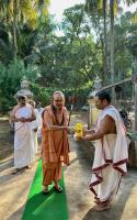 documents/gallery/Jalabhisheka_and_Shodashopachar_Puja_at_Bhandikeri_Math,_Gokarn_4_Feb_2025/02.jpg