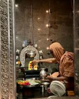 Jalabhisheka at HH Shrimat Krishnashram Swamiji Sannidhi on Samaradhana Divasa (23 Dec 2024)