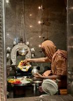 Jalabhisheka at HH Shrimat Krishnashram Swamiji Sannidhi on Samaradhana Divasa (23 Dec 2024)