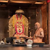 Shri Devi Pujana by HH Swamiji; Picture Courtesy Shri Jnanesh Hattangadi Bhat