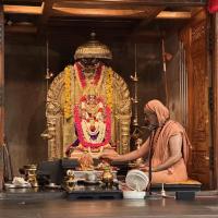Shri Devi Pujana by HH Swamiji; Picture Courtesy Shri Jnanesh Hattangadi Bhat