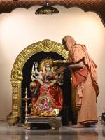 Shri Devi Pujana by HH Swamiji; Picture Courtesy Shri Dinesh Karkal
