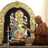 Shri Devi Pujana by HH Swamiji; Picture Courtesy Kum. Bhooma Bohra