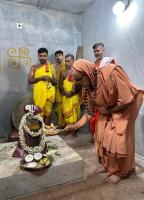 Punar Prathishta of Shri Shivalingeshwara and Parivar Devata at Shirani-Kaikini  by HH Swamiji (26 Dec 2024)