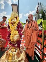 Punar Prathishta of Shri Shivalingeshwara and Parivar Devata at Shirani-Kaikini  by HH Swamiji (26 Dec 2024)