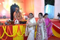 Padma Bhushan Smt Suman Kalyanpur receiving the Vishwa Saraswath Samman at the Divine hands of HH Swamiji