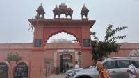 documents/gallery/Shri_Dungargarh_-_HH_Swamiji's_visit_to_Shri_Gopal_Gaushala_(22_Feb_2023)/01.jpg
