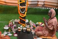Shami Pujana by HH Swamiji; Picture Courtesy Shri Dinesh Karkal