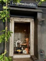 Vishesha Pujana at HH Shrimat Krishnashram Swamiji Sannidhi (18 Aug 2025)